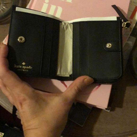 NWT Kate Spade sm Zip bifold Patterson Drive black - Picture 5 of 6